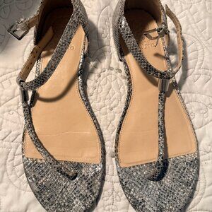 🐍 Vince Camuto Snakeskin Sandals – Size 10